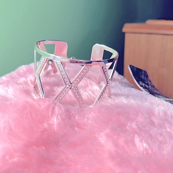 SALE🎁Brighton Reversible Cuff Bracelet - Picture 2 of 5